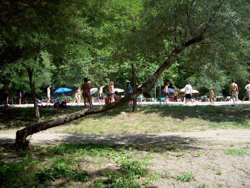  Image name: Parco027.jpg 
 width: 801 pixel 
 height: 601 pixel 
 Size: 577633 bytes 
 Click to enlarge 